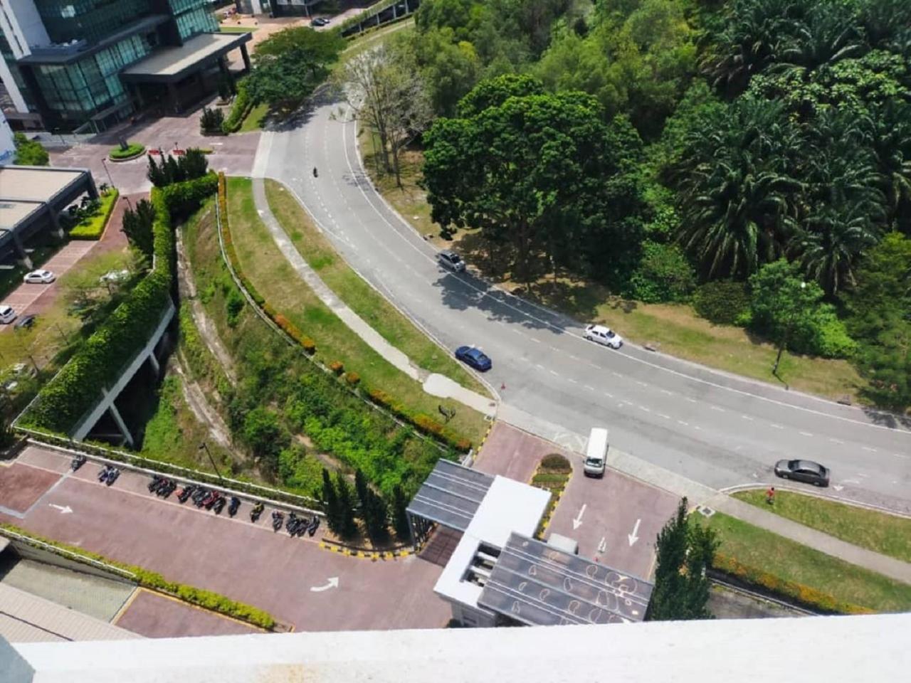 Shaftesbury Residences Cyberjaya Studio Suites Free Parking Dış mekan fotoğraf