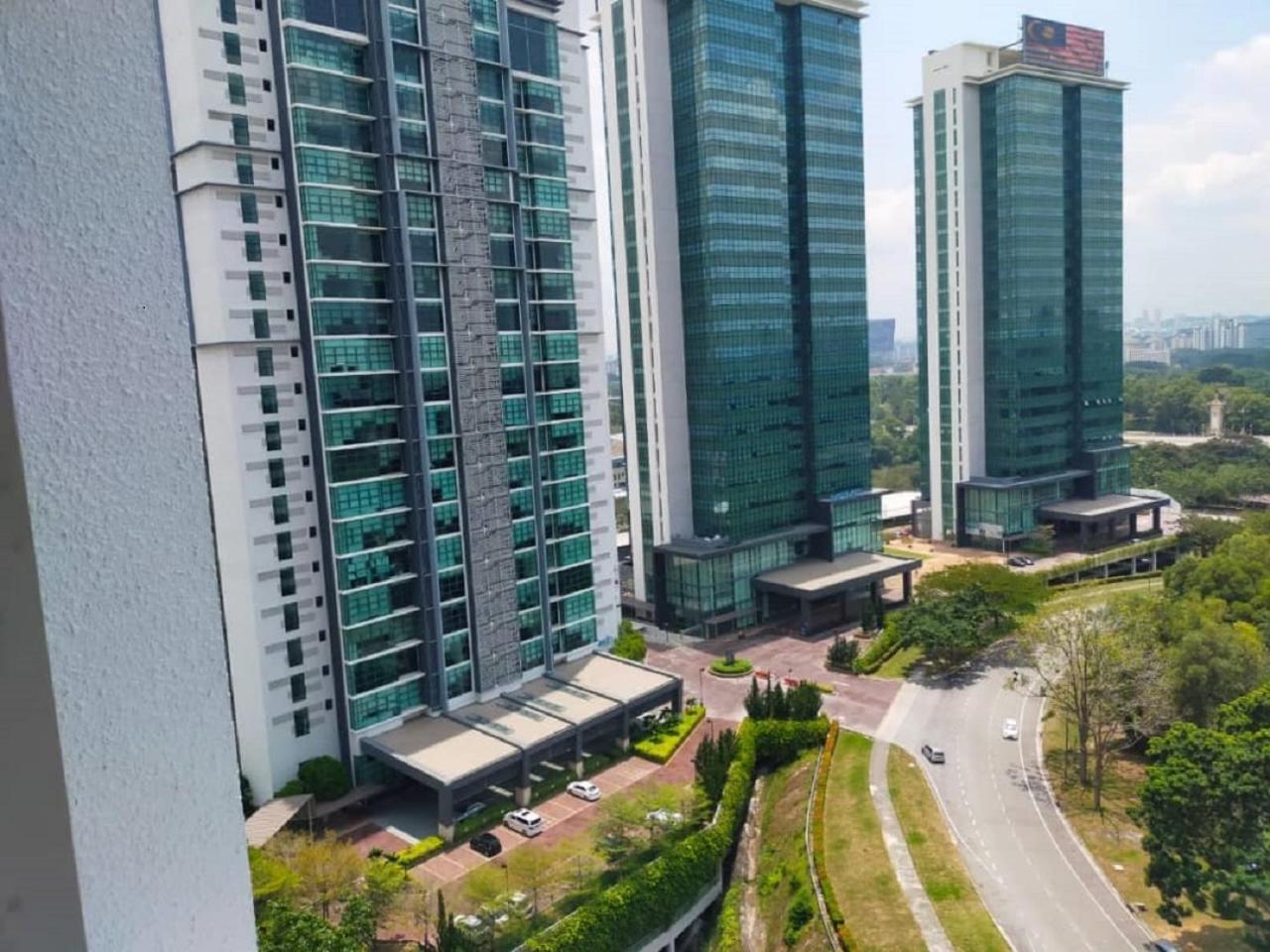 Shaftesbury Residences Cyberjaya Studio Suites Free Parking Dış mekan fotoğraf